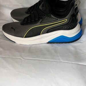 Puma Black and Blue Athletic Shoes